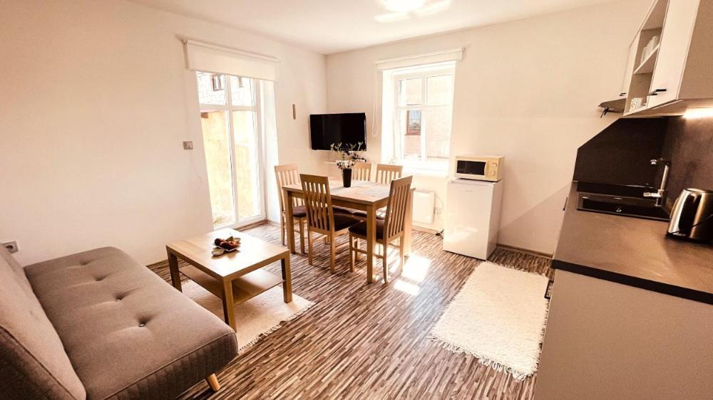 Apartmany Hvezdecka Broumov Εξωτερικό φωτογραφία